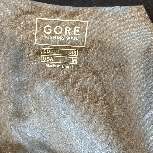 GOREWEAR Gore-Tex Running Jacket. Women's M - Picture 7 of 8